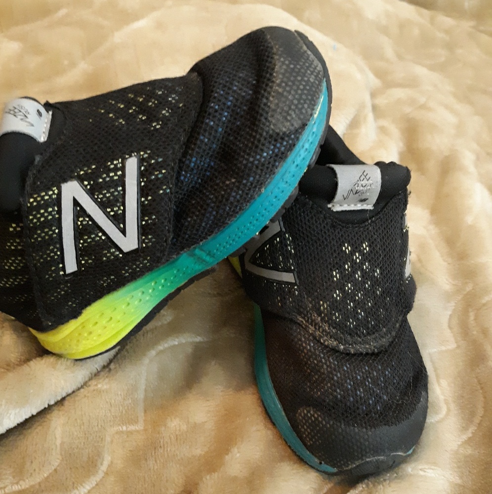 New Balance Toddler Shoes 6W (6 wide)